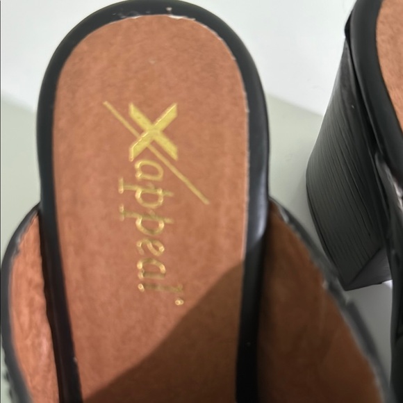 XAppeal Frankie Bootcut Block Heel Faux Leather Mules size 7 - Picture 2 of 8